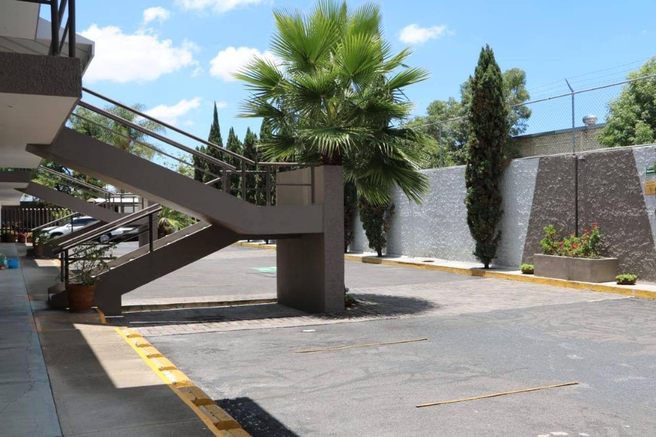 Cypres Hotel & Suites Zapopan Exterior foto